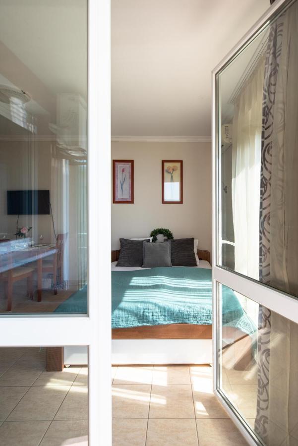 Lakeside Family Apartment Сиофок Екстериор снимка
