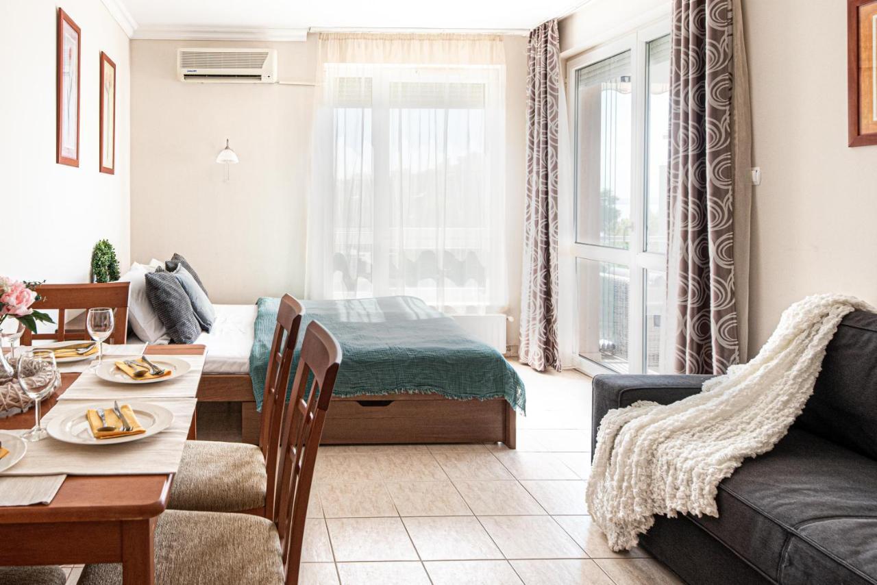 Lakeside Family Apartment Сиофок Екстериор снимка