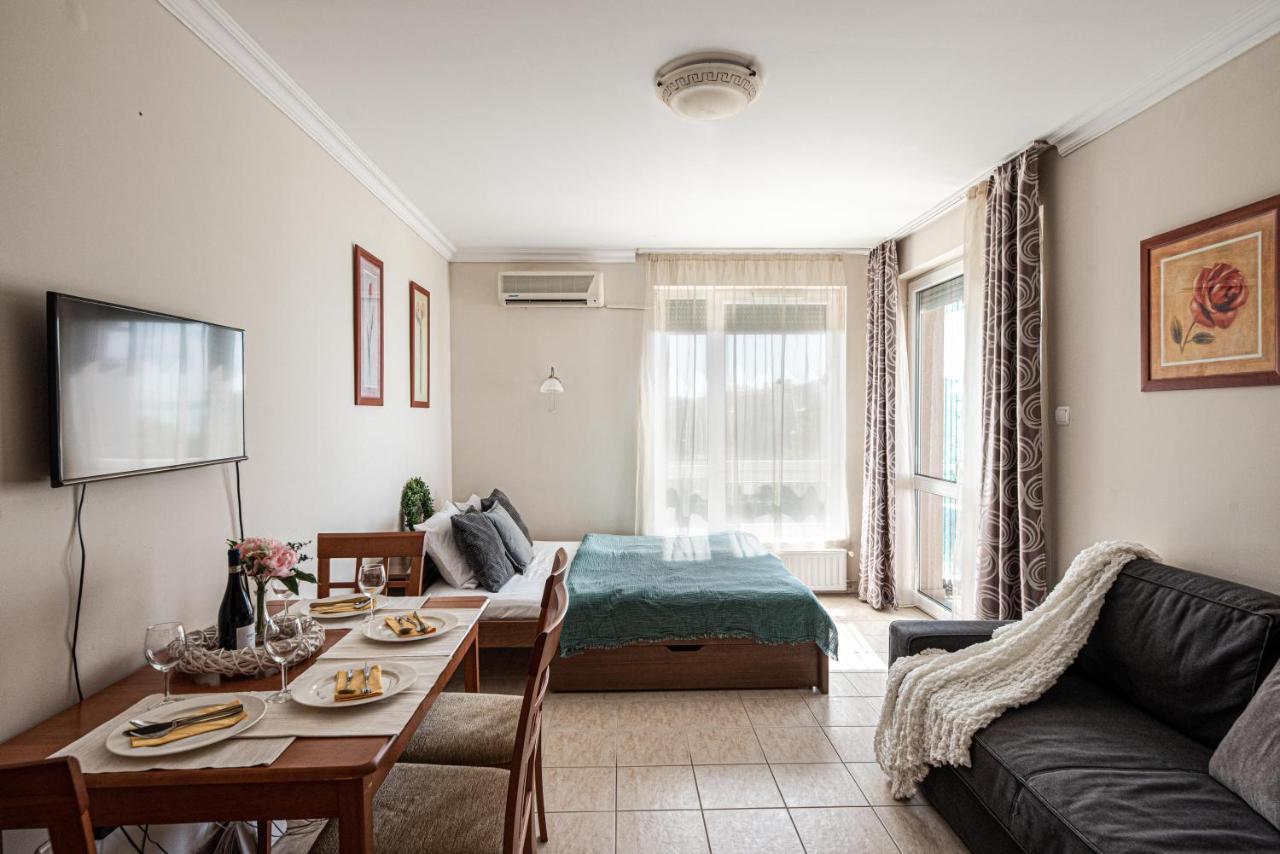 Lakeside Family Apartment Сиофок Екстериор снимка